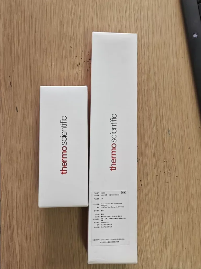 Thermo Scientific Dionex Ion Chromatography Column Set IonPac AG19 062887 + IonPac AS19 062885 thumbnail