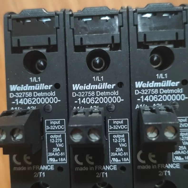 Weidmüller Relay D-32758 thumbnail