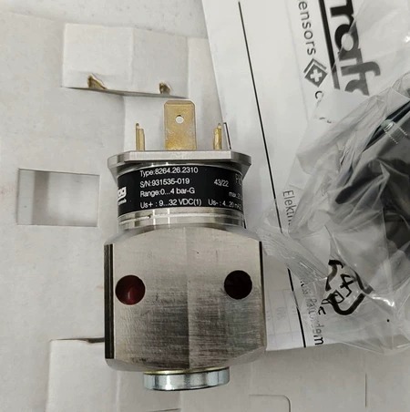 Trafag Pressure Transmitter 8264.26.2310