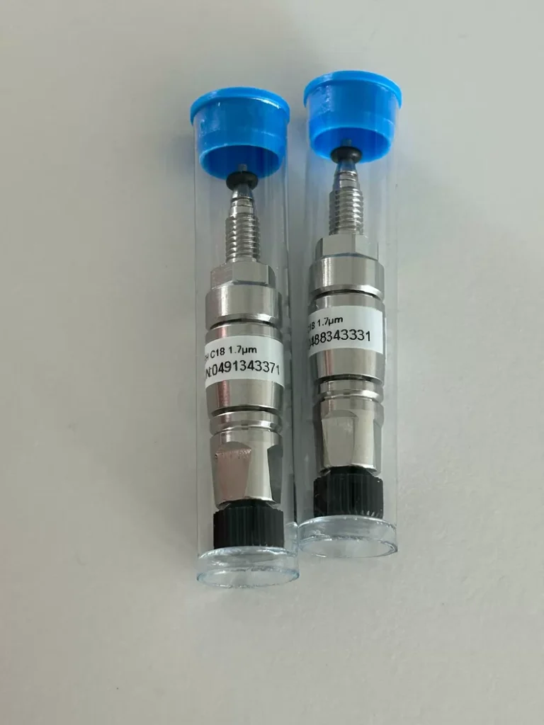Waters Chromatography Column 186003975 thumbnail