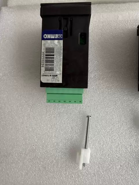 EMKO ESM Temperature Controller ESM-4420 thumbnail
