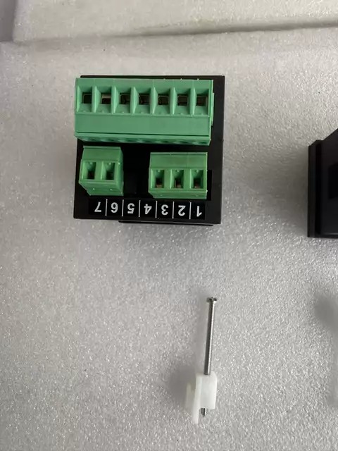 EMKO ESM Temperature Controller ESM-4420 thumbnail