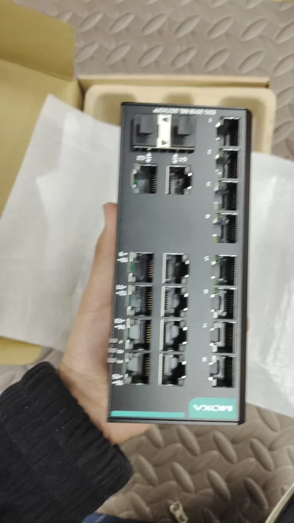 Moxa Industrial Ethernet Switch EDS-2018-ML-2GTXSFP-T V1.0.0 thumbnail