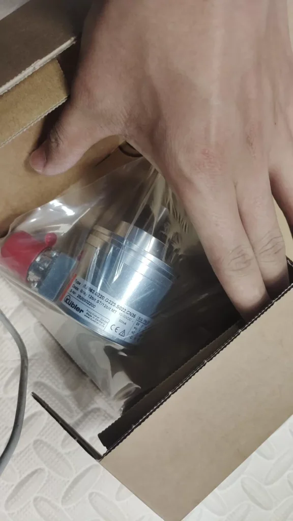 Kuebler Encoder 8.5863.0220.G223.S022.CN35 thumbnail