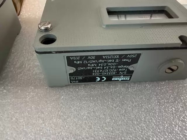 Trafag Switch 900.2379.905 thumbnail