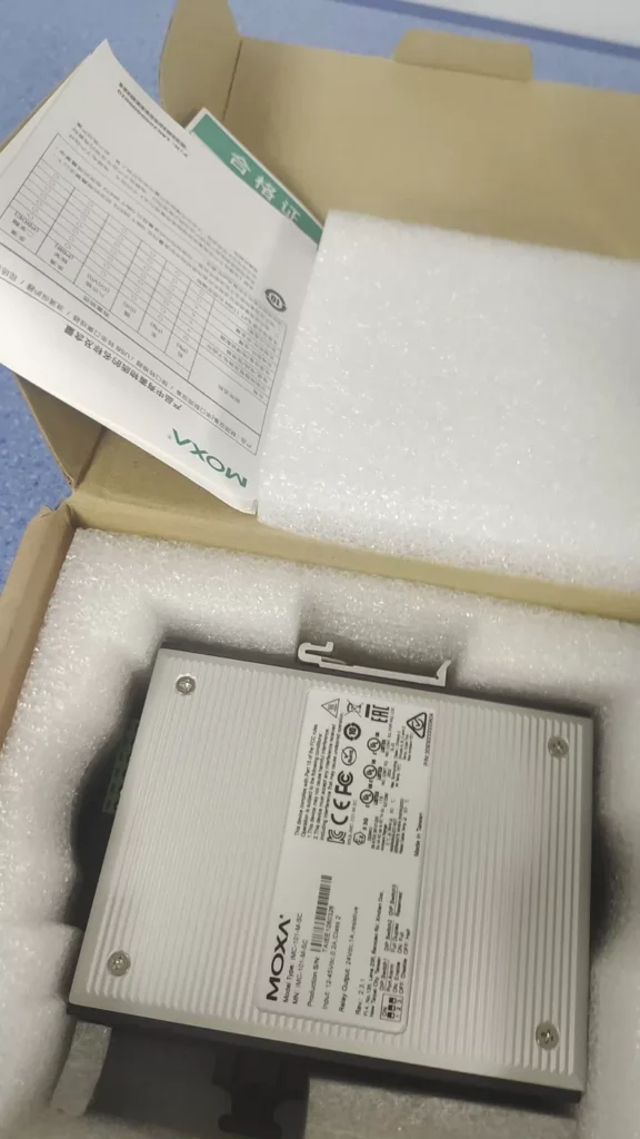 MOXA Multimode Industrial Media Converter IMC-101-M-SC V2.3.1 thumbnail