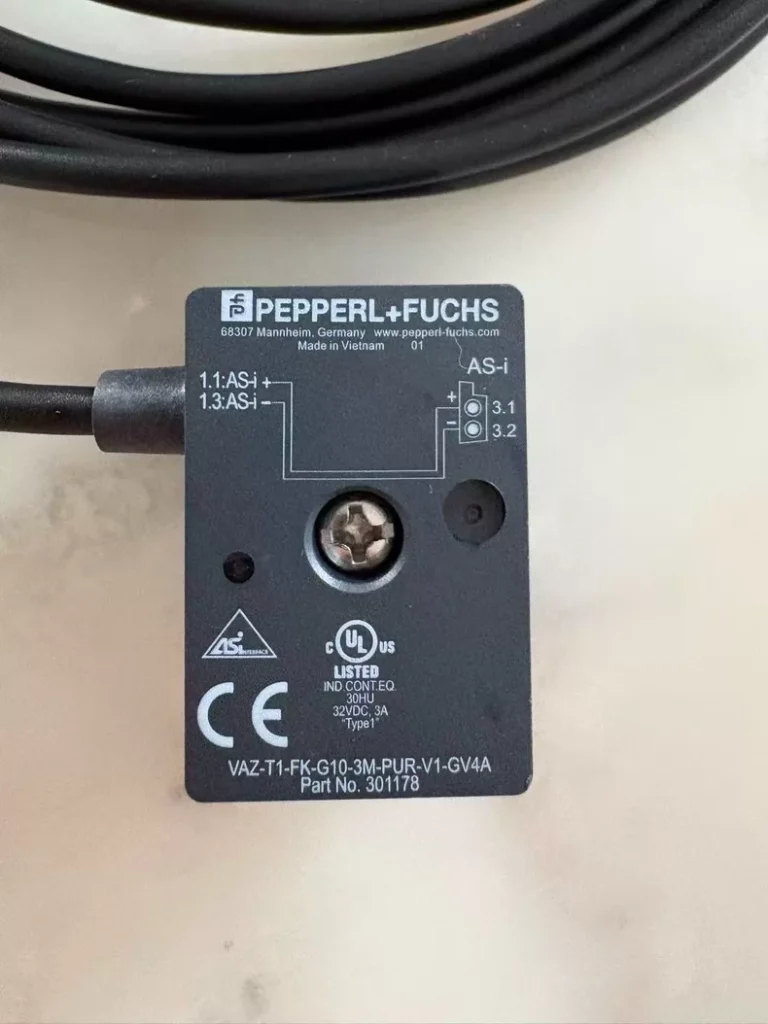 Pepperl+Fuchs Cable VAZ-T1-FK-G10-3M-PUR-V1-GV4A thumbnail