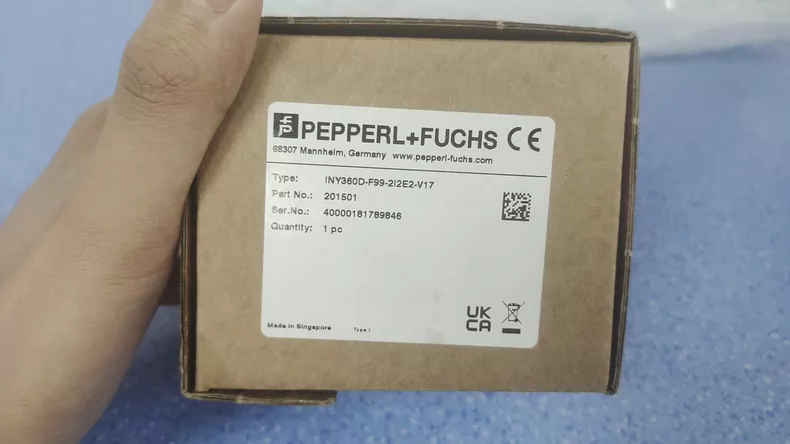 Pepperl+Fuchs Sensor INY360D-F99-2I2E2-V17