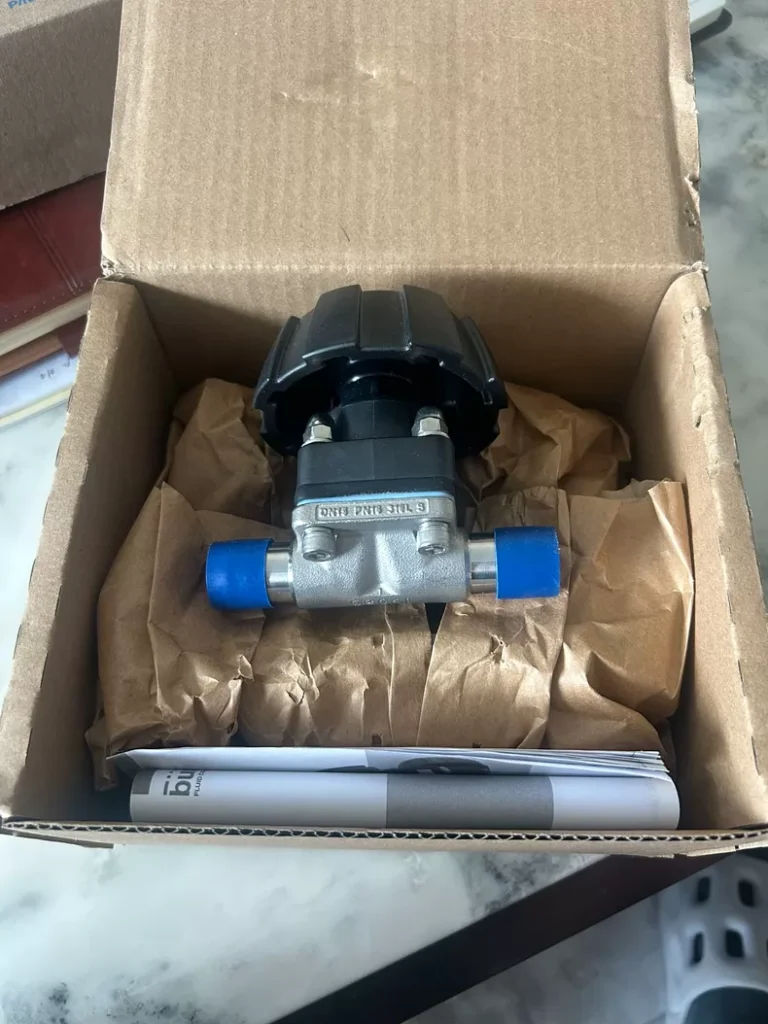 Burkert Manual Diaphragm Valve 3233 15.0 EA VG 5A93