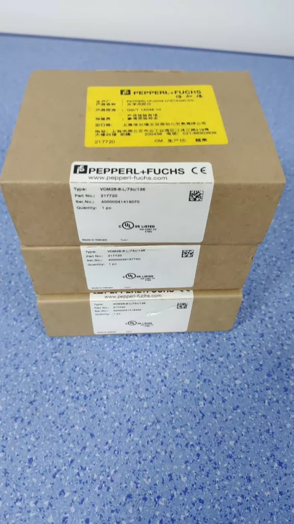 Pepperl+Fuchs Laser Distance Sensor 117720 thumbnail