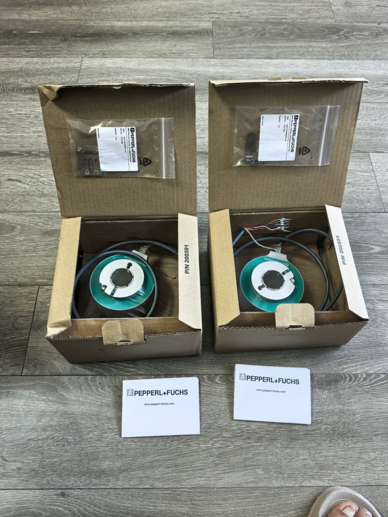 Pepperl+Fuchs Encoder ENI90PL-H30JAE-1024UD1-RC1 thumbnail