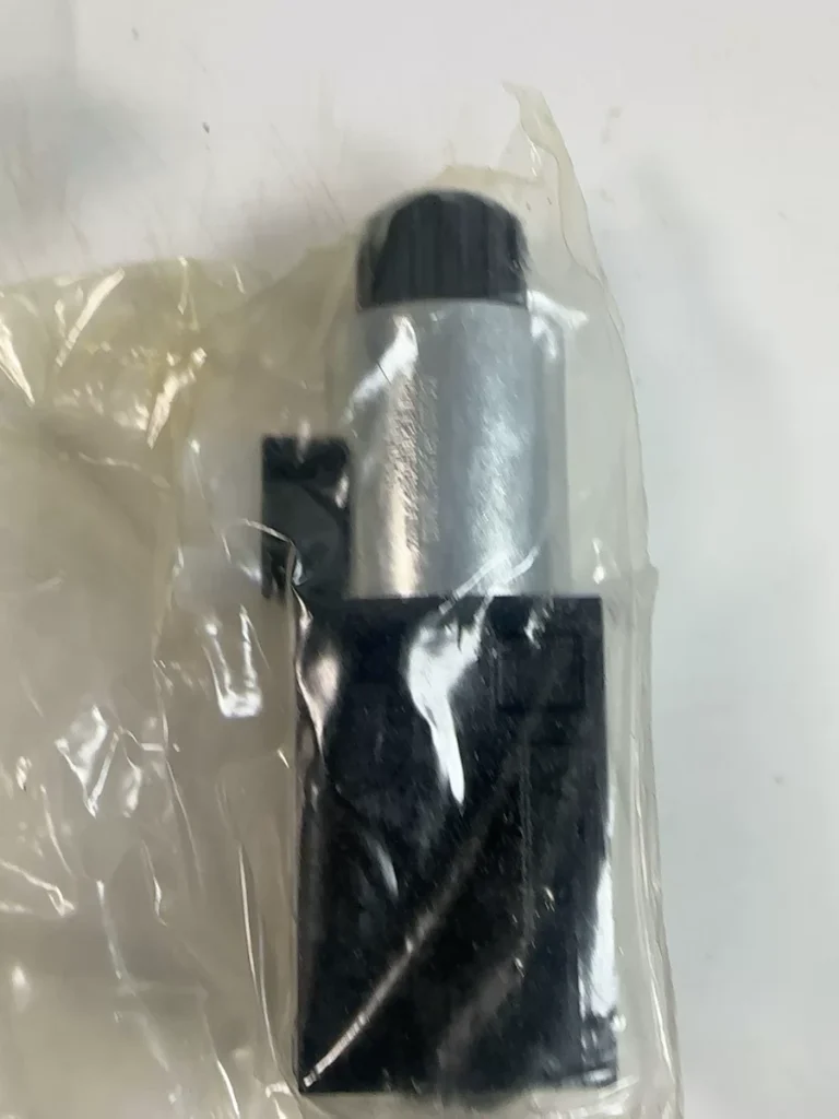 Parker Valve D4W100GBNGW11
