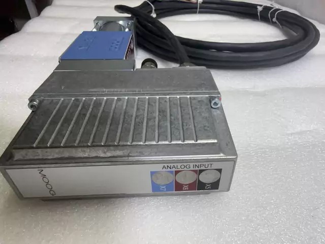 Moog Proportional Valve D636-453-0001 thumbnail