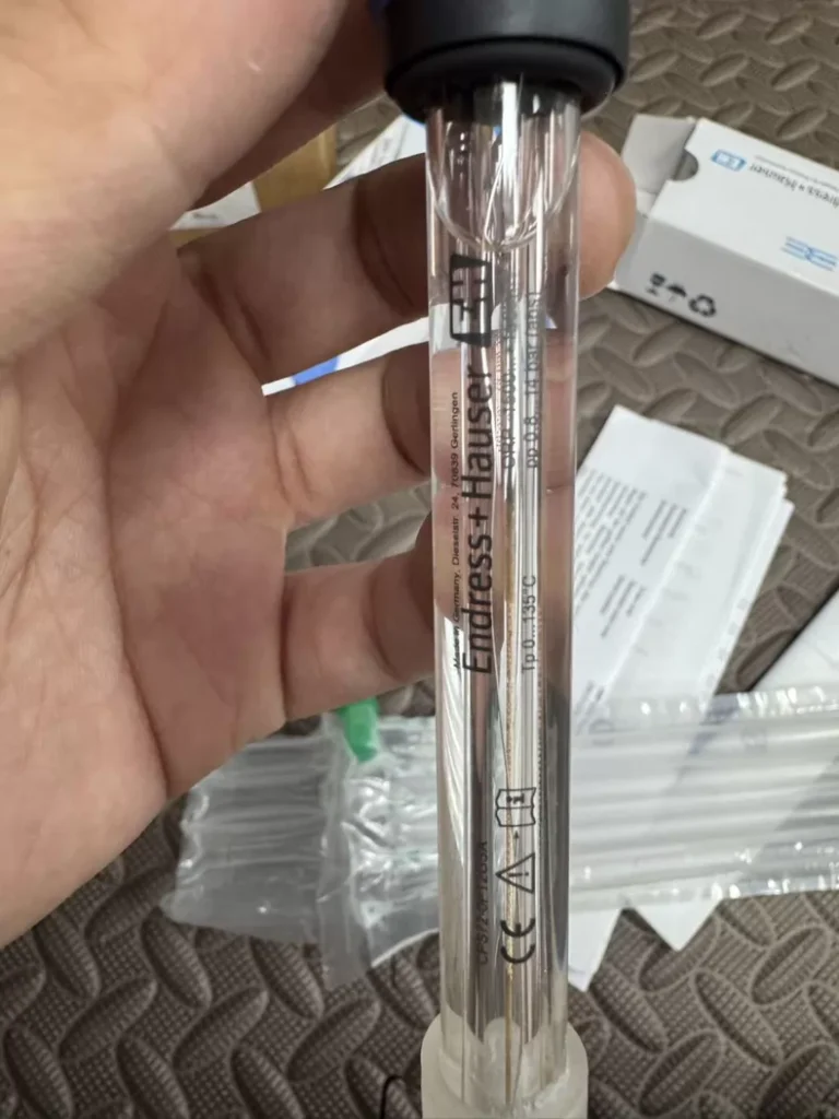 Endress+Hauser Conductivity Sensor CPS72-0PT2GSA thumbnail
