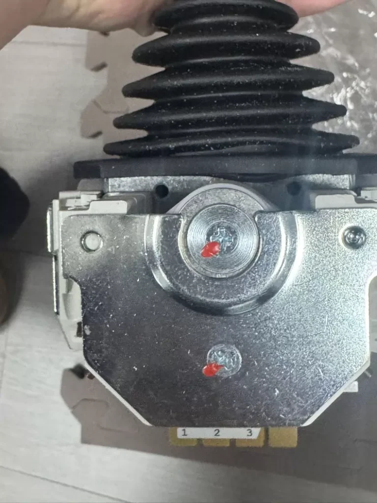 Gessmann Controller V11LPB1W-04Z thumbnail