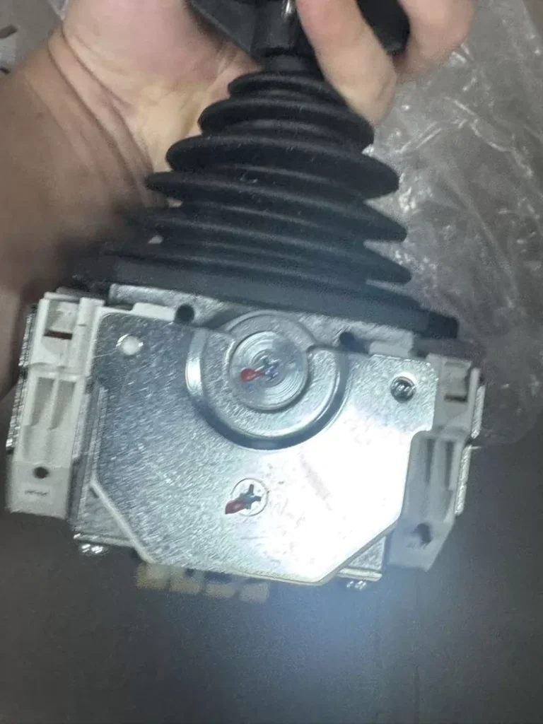 Gessmann Controller V11LPB1W-04Z thumbnail