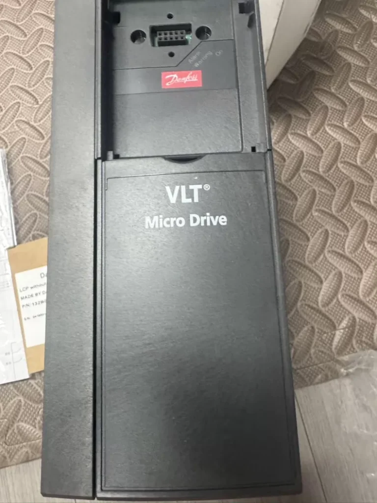 Danfoss Variable Frequency Drive 132F0026 thumbnail
