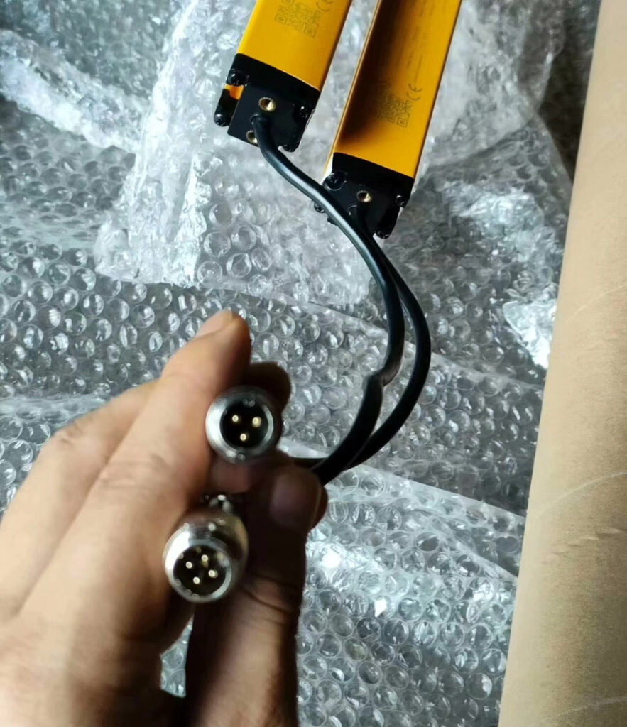 SICK Sensor SEG20-4040P-LO-6-YT thumbnail