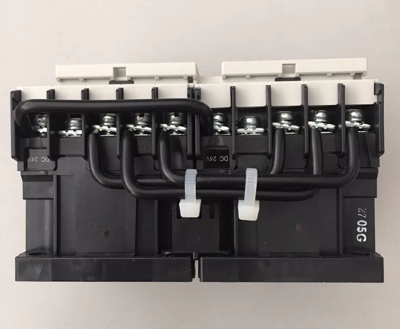 Fuji Electric Contactor SK12GR-E01W thumbnail