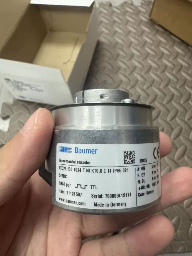 Baumer Incremental Encoder ITD2LH00 1024 T NI KT0.6 E 14 IP65 021 thumbnail