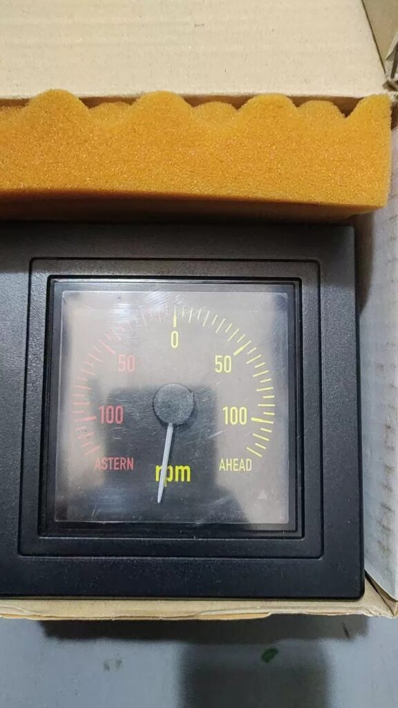 DEIF Tachometer XL96FM thumbnail
