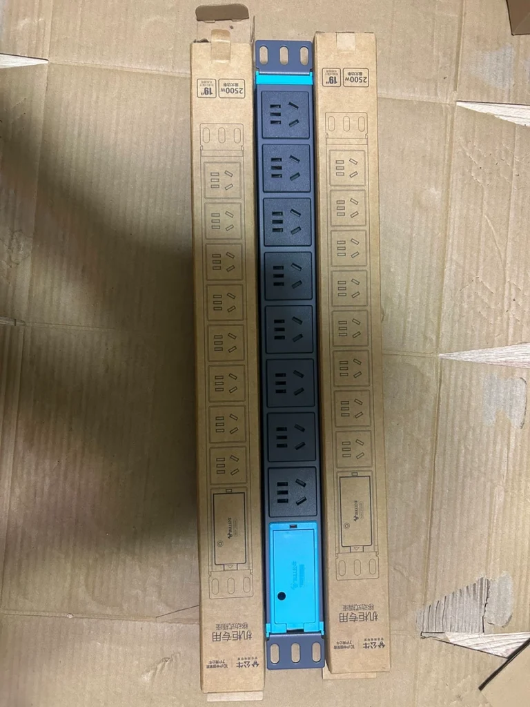 GONEO Power Distribution Unit GNE-1080W