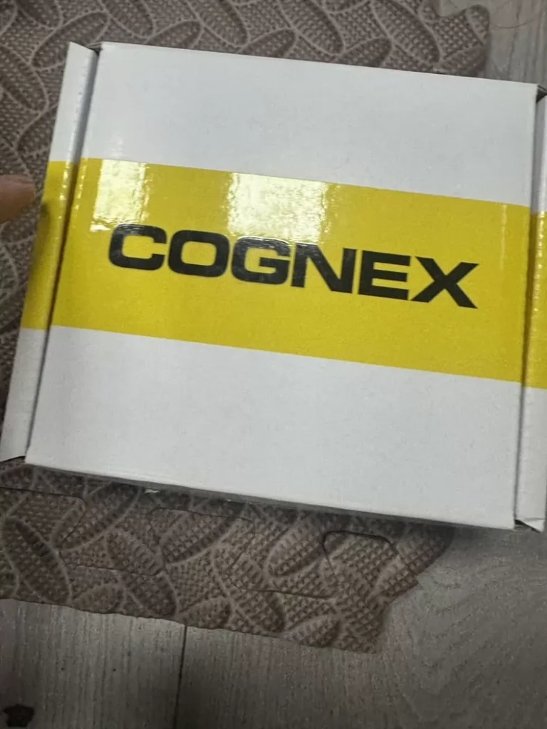 Cognex DM300-LENS-10LL thumbnail