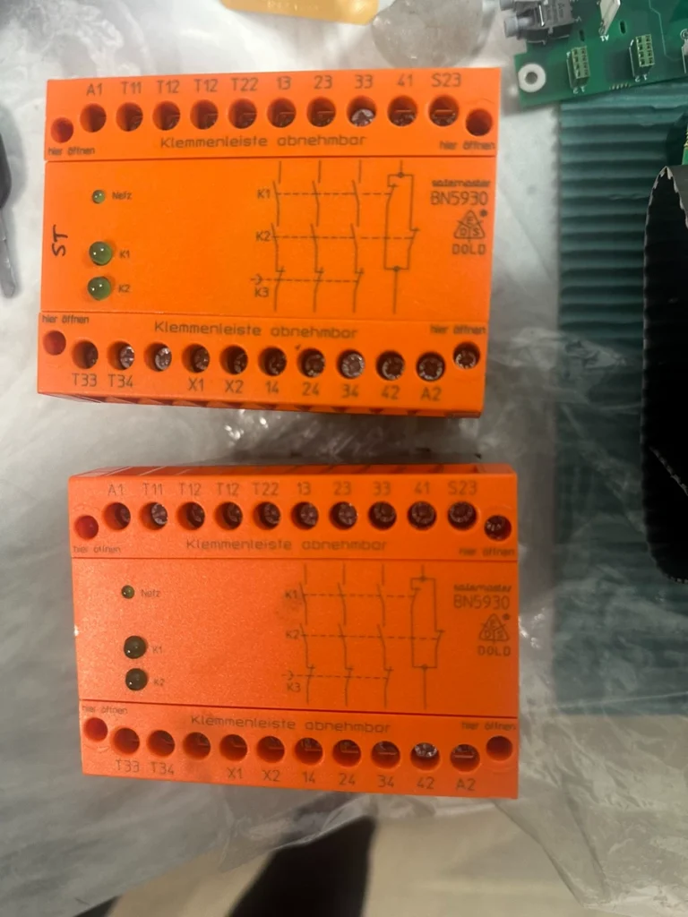 DOLD Safety Relay BN5983.53/102+DC24V