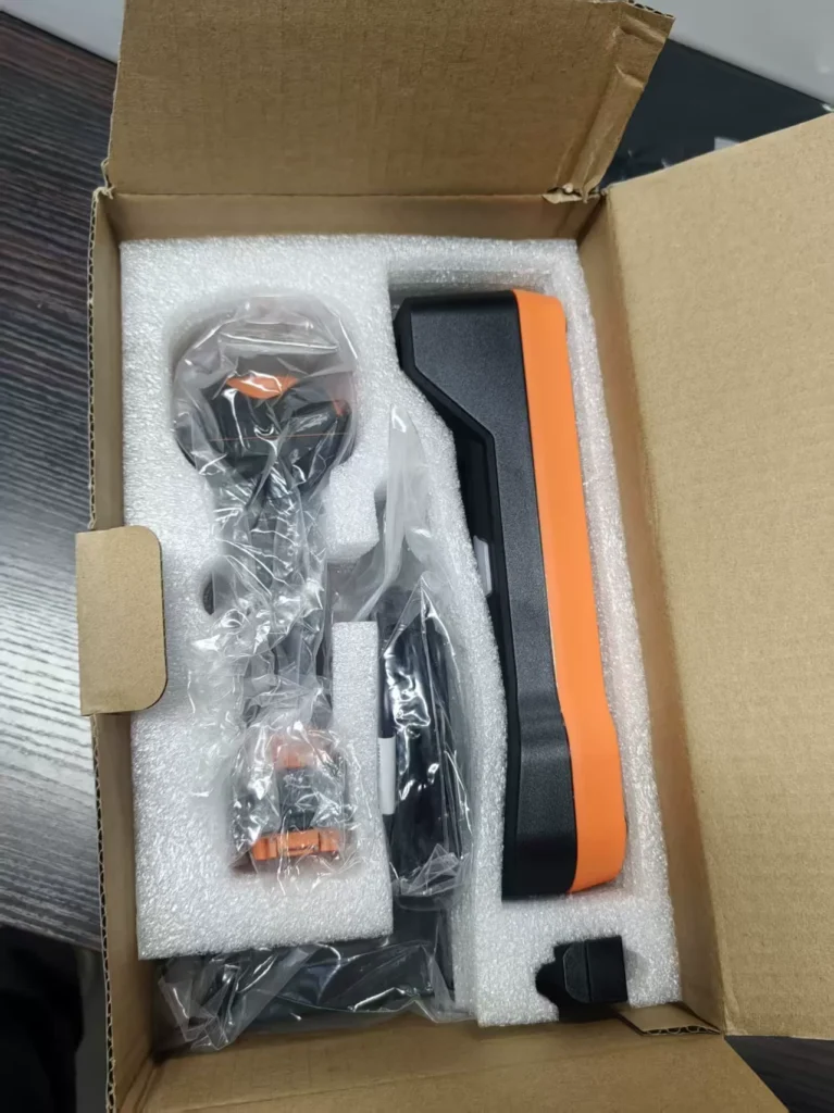 Hikrobot Barcode Scanner MV-IDH7060BTR-0020 thumbnail