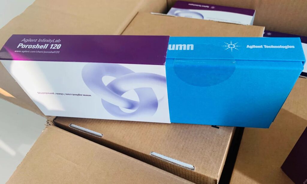 Agilent Chromatography Column 689975-914 + 699975-912 thumbnail