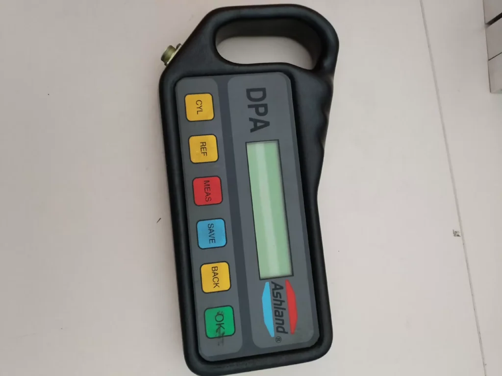 744008671360