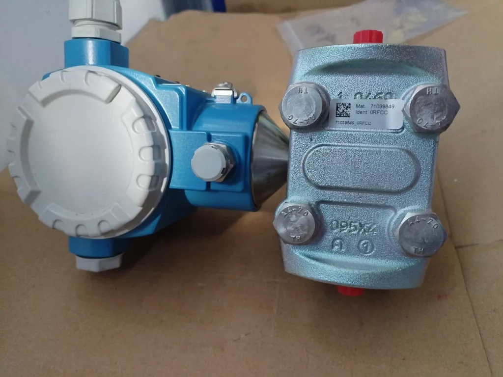 Endress+Hauser PMD75-1KTF3/156 thumbnail