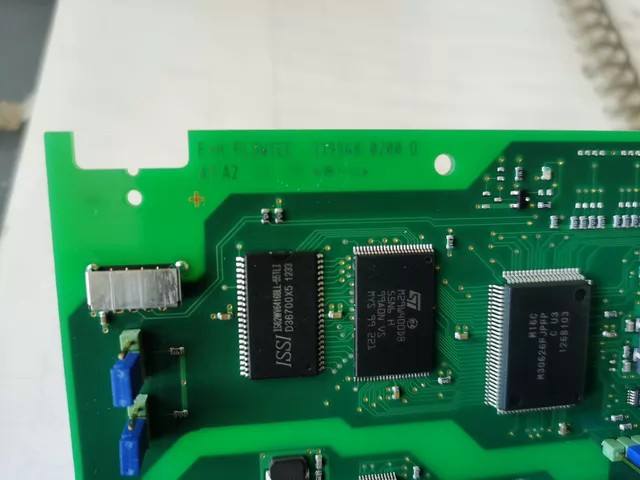E+H Circuit Board 319948-0200D thumbnail