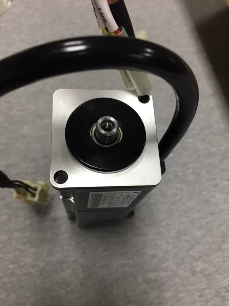 Yaskawa SGMAS-01A2A thumbnail