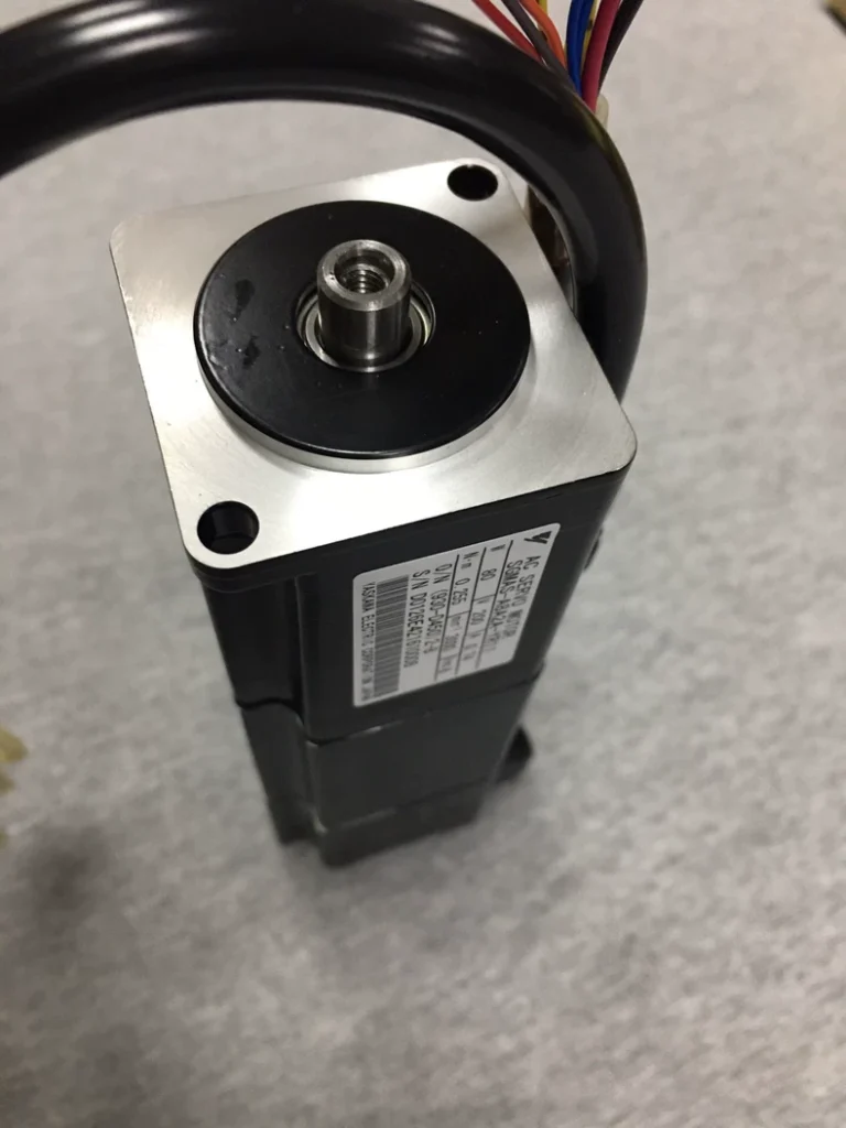 Yaskawa SGMAS-A8A2A thumbnail