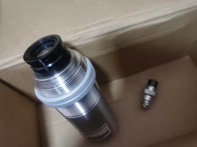 QST 600-2000 thumbnail