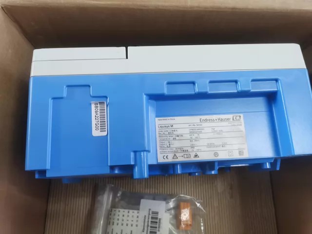 E+H Transmitter CPM253-MR0005 thumbnail