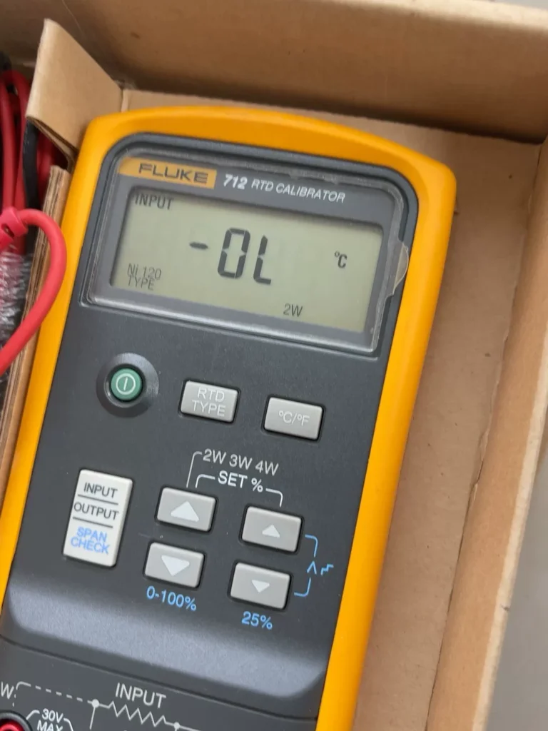 FLUKE Temperature Calibrator 712 thumbnail