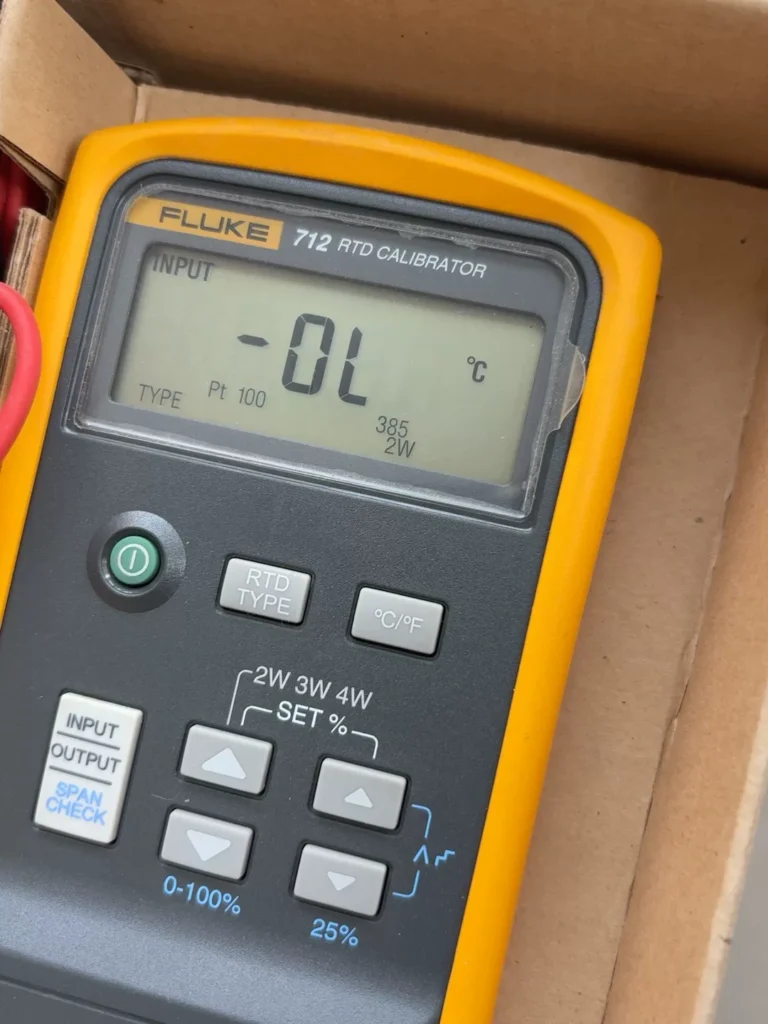 FLUKE Temperature Calibrator 712 thumbnail