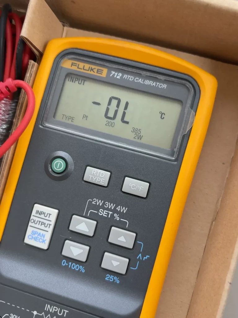 FLUKE Temperature Calibrator 712 thumbnail