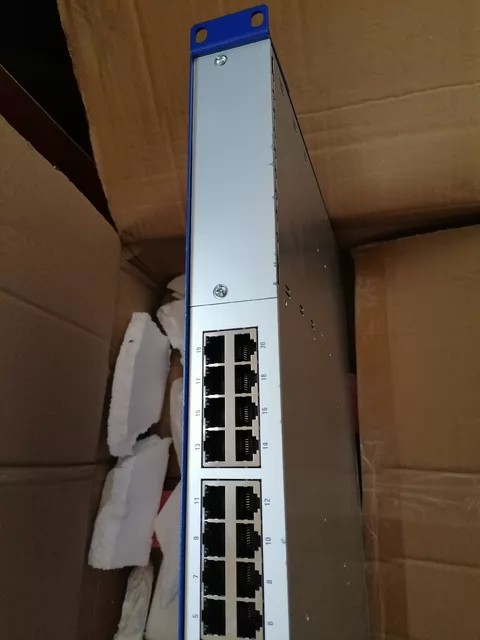 Hirschmann Ethernet Switch GRS1030-16T9MCV9HHSE2S07.1.03 thumbnail