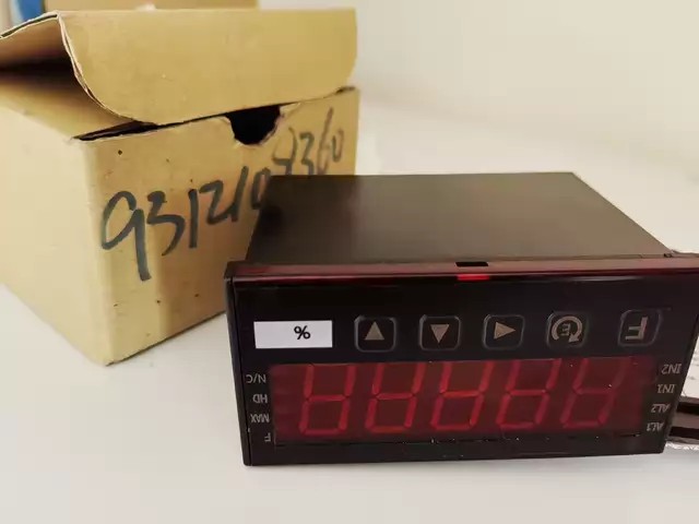 DcBox GA4-2A6-O-R1 thumbnail