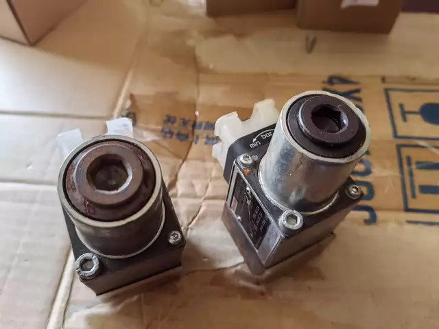 Rexroth Valve R901108001 thumbnail