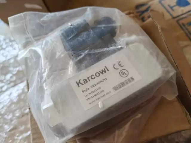 Karcowl Switch SE2-H3A2K2 thumbnail