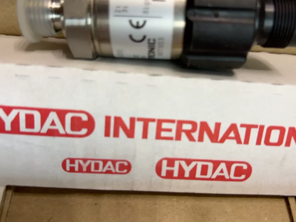 HYDAC Pressure Sensor 4744-A-250-0 thumbnail