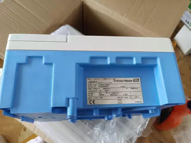 E+H Transmitter CLM253-CD0005 thumbnail
