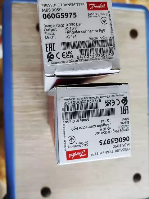Danfoss Pressure Sensor 060G5975 thumbnail