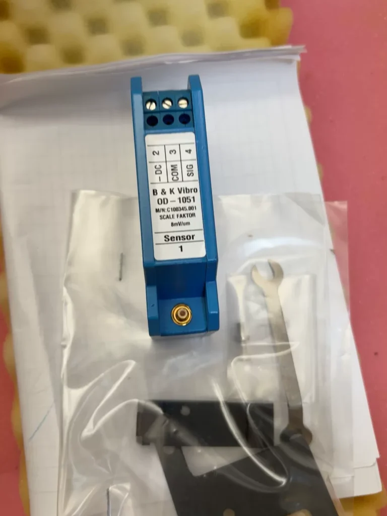 B&K VIBRO Preamplifier OD-105 thumbnail