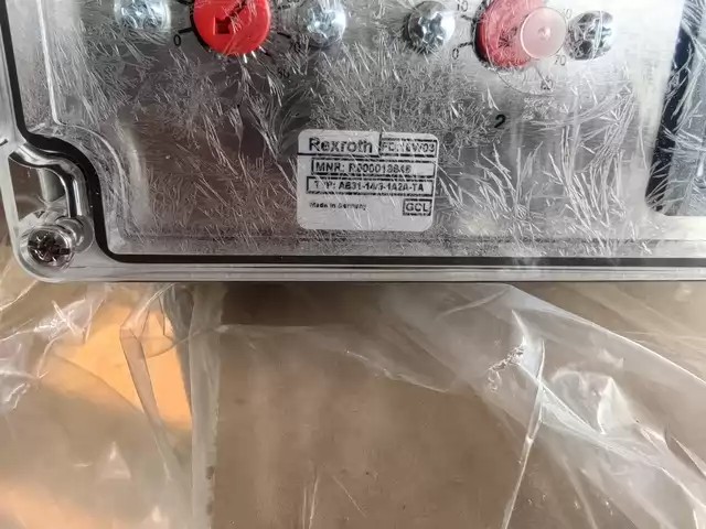 Rexroth Temperature Sensor AB31-14/3-1A2A-TA thumbnail