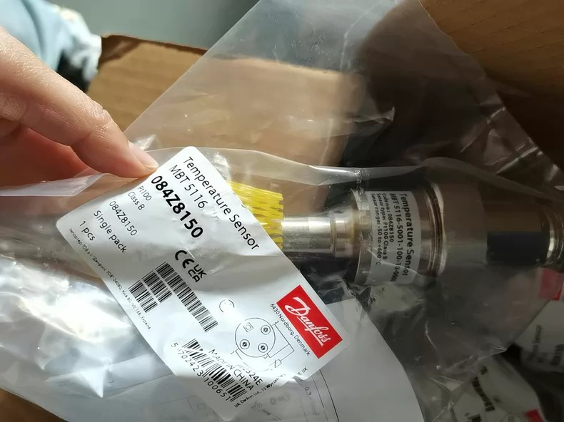 Danfoss Sensor 084Z8150 thumbnail